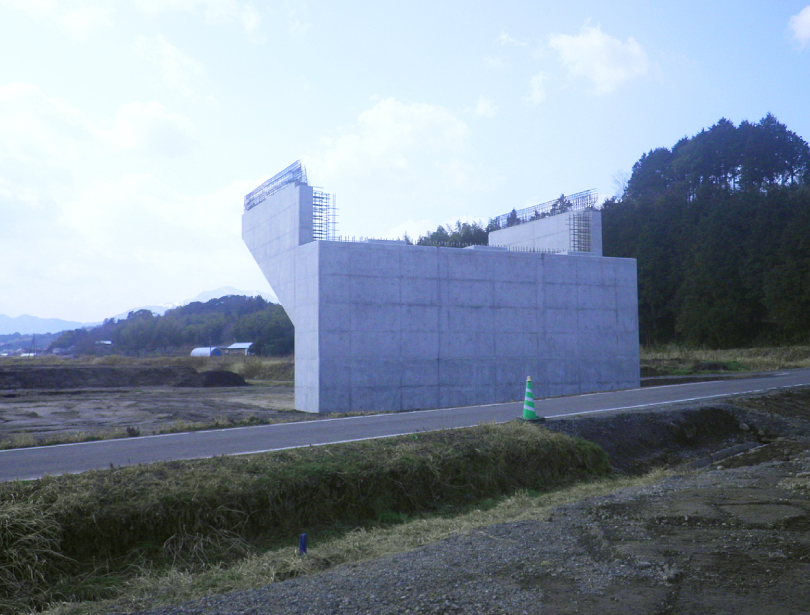 鳥取県　国道３１３号（倉吉関金道路）橋梁下部工事（上古川橋Ａ１）（補助改良）（経済対策）の写真